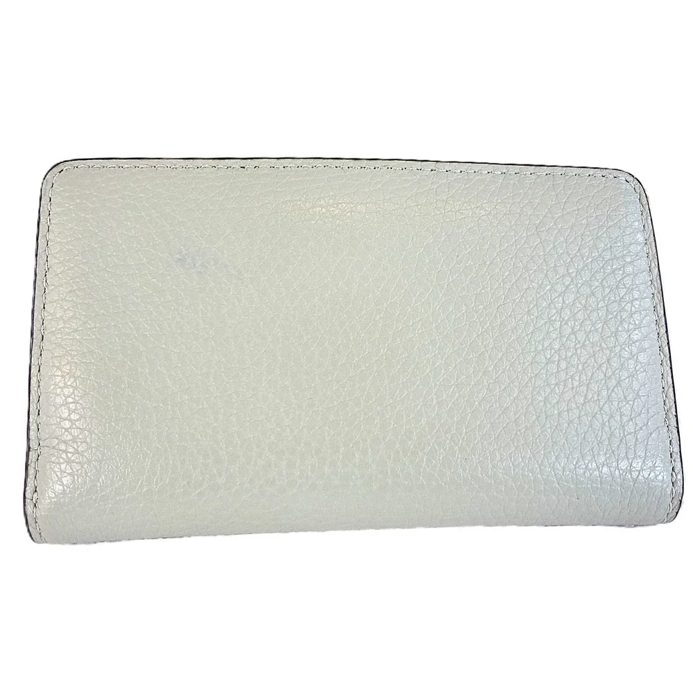 Kate Spade New York Pale Green Leather Zip Around Wallet Card Holder‎
